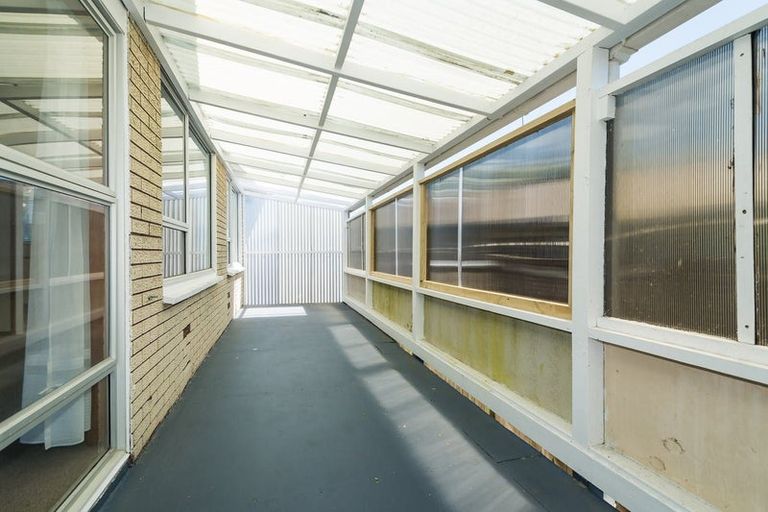 Photo of property in 1/285 Sunset Road, Sunnynook, Auckland, 0632