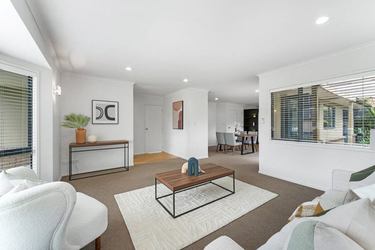 Photo of property in 4 Adrigole Place, East Tamaki, Auckland, 2013