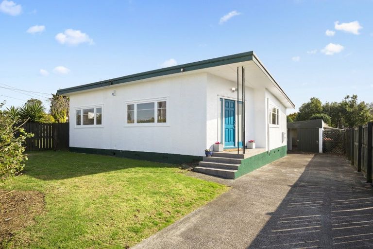 Photo of property in 16 Short Street, Papakura, 2110