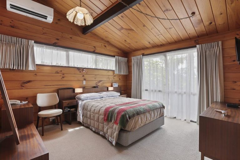 Photo of property in 28 Anich Road, Massey, Auckland, 0614