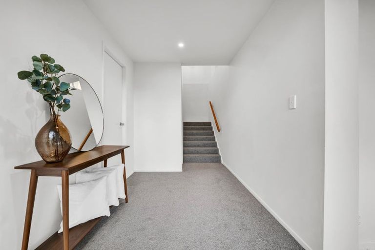 Photo of property in 20 Tiverton Crescent, Whalers Gate, New Plymouth, 4310