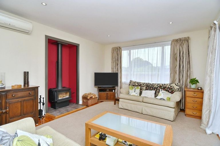 Photo of property in 57 Stanbury Avenue, Somerfield, Christchurch, 8024