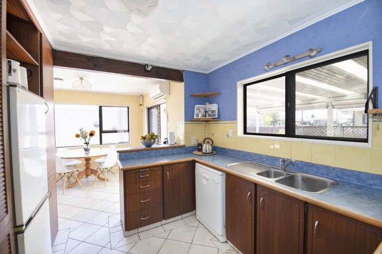 Photo of property in 12a Avenue Road, Greenmeadows, Napier, 4112