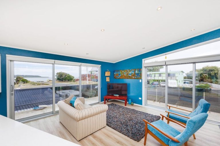 Photo of property in 18 Robbie Street, Foxton Beach, Foxton, 4815