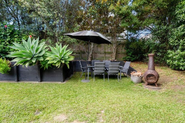 Photo of property in 14 Walbrook Road, Manly, Whangaparaoa, 0930