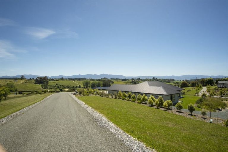 Photo of property in 374 Pomona Road, Tasman, Upper Moutere, 7173