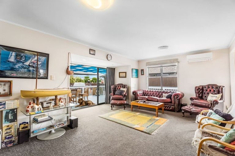 Photo of property in 118 Aberdeen Place, Whangamata, 3620