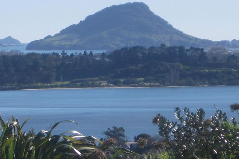 Photo of property in 18 Orion Drive, Welcome Bay, Tauranga, 3112