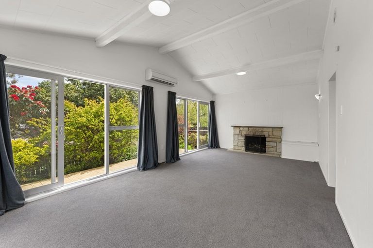 Photo of property in 30 Shanly Street, Brown Owl, Upper Hutt, 5018