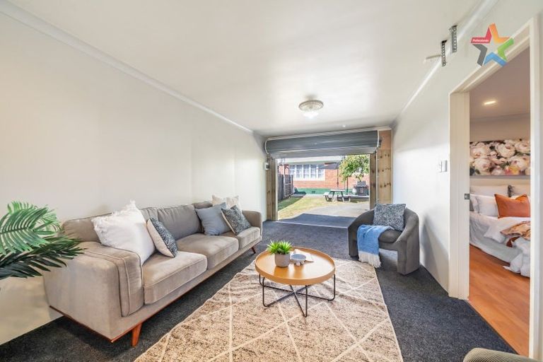 Photo of property in 213 Knights Road, Hutt Central, Lower Hutt, 5011