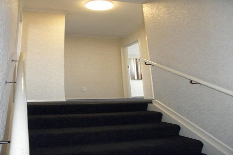 Photo of property in 17 Grange Street, Winton, 9720