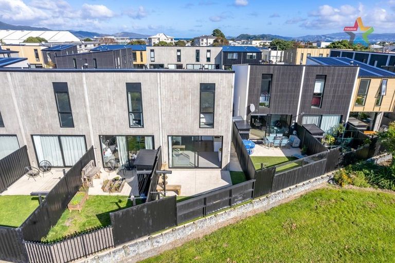 Photo of property in 25 Te Ara O Paetutu, Petone, Lower Hutt, 5012