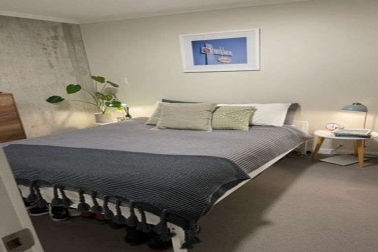 Photo of property in Frame Apartments, 1003/111 Molesworth Street, Thorndon, Wellington, 6011