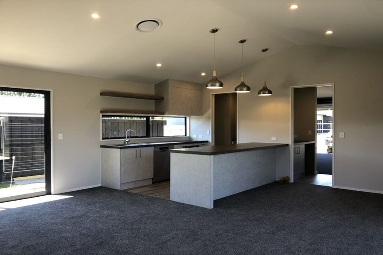 Photo of property in 5 Tussle Grove, Halswell, Christchurch, 8025