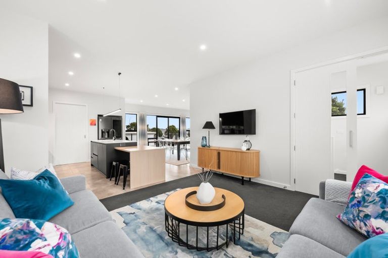 Photo of property in 16 Cuba Street, Petone, Lower Hutt, 5012