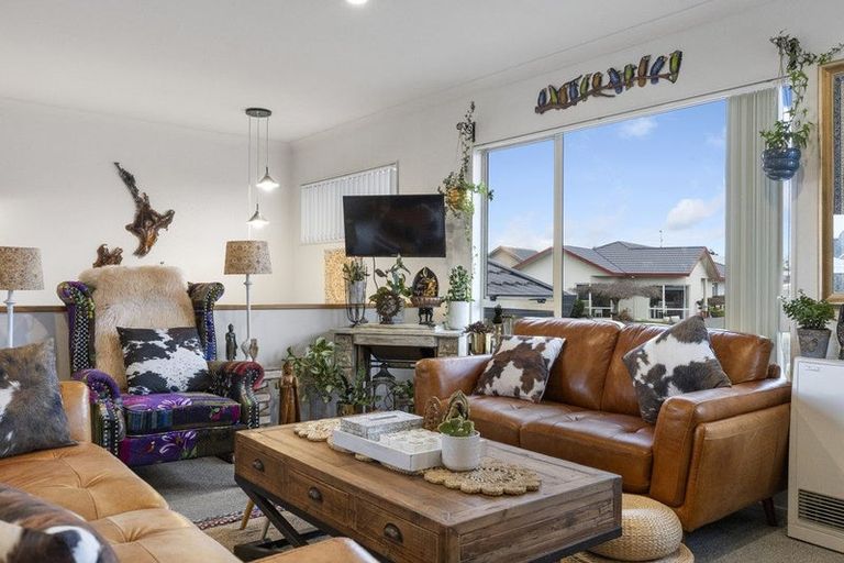 Photo of property in 16 Whetu Place, Nukuhau, Taupo, 3330