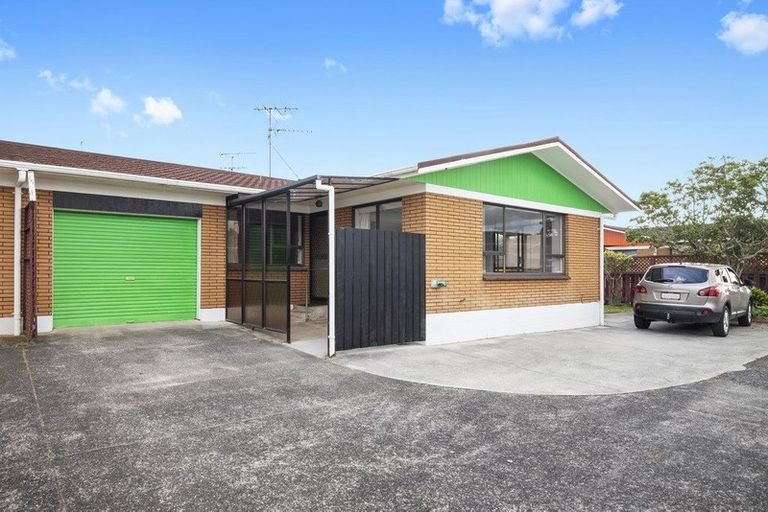 Photo of property in 71b Queen Street, Pukekohe, 2120