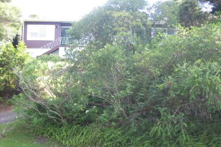 Photo of property in 12 Kororo Street, Northcote, Auckland, 0627