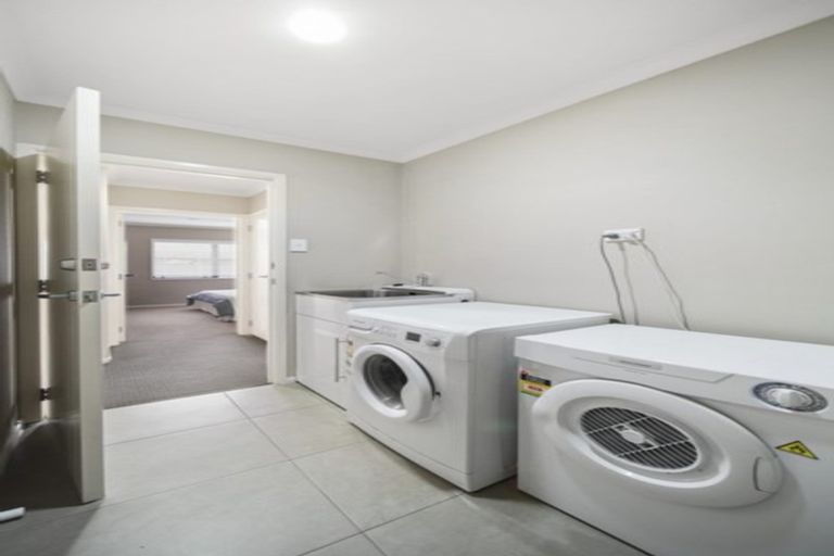 Photo of property in 5 Wawatai Drive, Karaka, Papakura, 2113