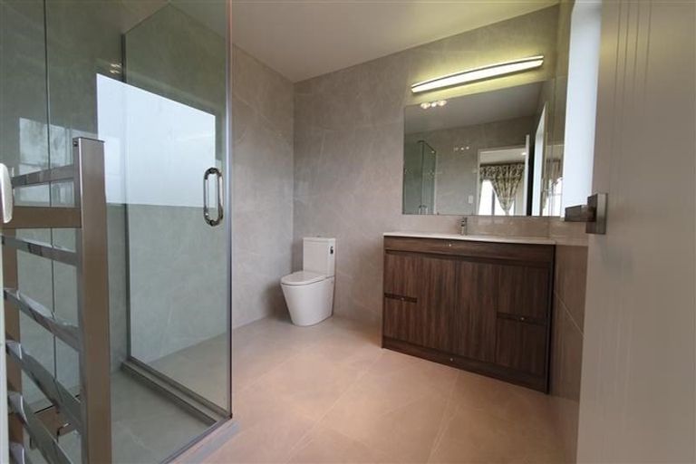 Photo of property in 3 Tautoru Avenue, Orewa, 0931