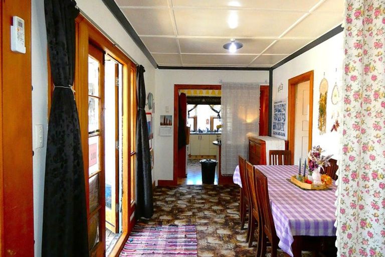 Photo of property in 58 Brougham Street, Westport, 7825