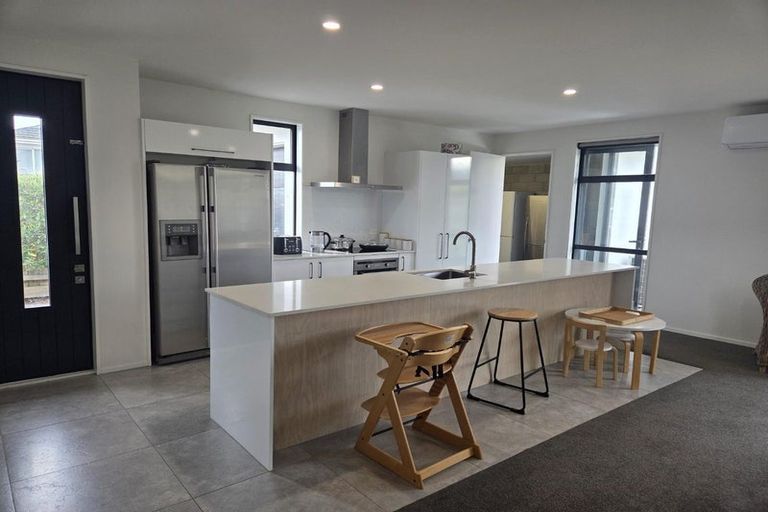 Photo of property in 167 Marine Parade, New Brighton, Christchurch, 8083