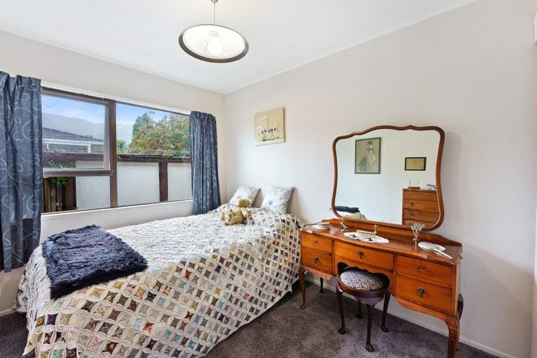 Photo of property in 51 Ngaio Road, Waikanae, 5036