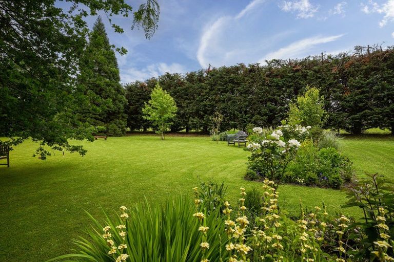 Photo of property in 52 Hodgsons Road, Loburn, Rangiora, 7472