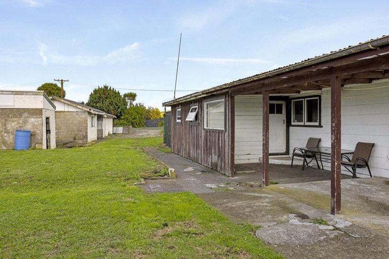 Photo of property in 1 Wood Street, Kakaramea, Patea, 4598