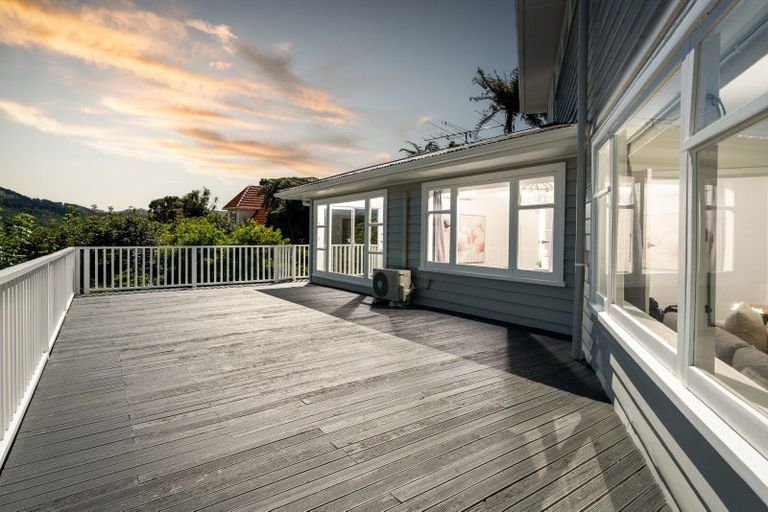 Photo of property in 3 Grenfell Drive, Karori, Wellington, 6012