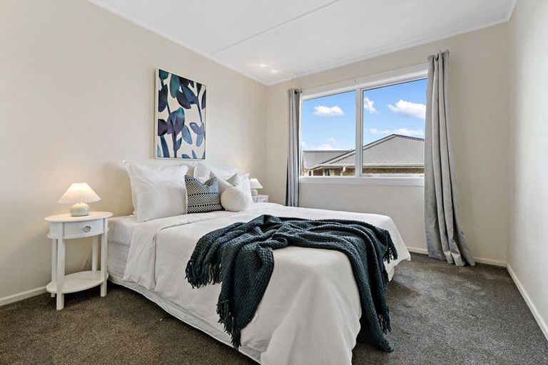 Photo of property in 6 Arnhem Place, Pukekohe, 2120