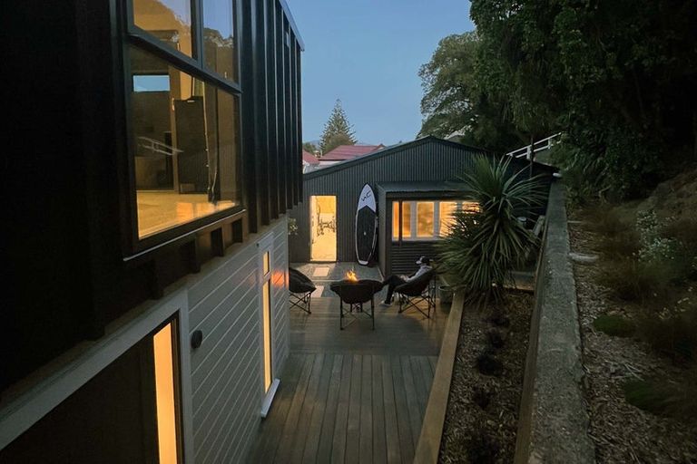 Photo of property in 16 Tully Street, Kilbirnie, Wellington, 6022