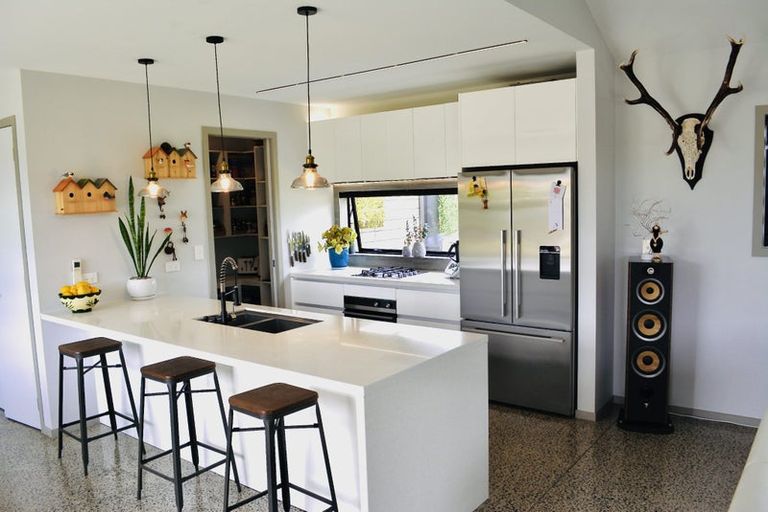 Photo of property in 16 Kaniera Terrace, Cambridge, 3434