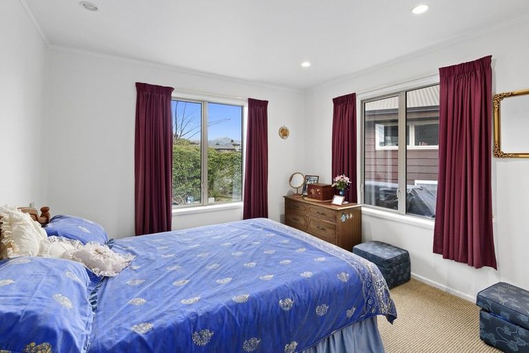 Photo of property in 5 Corfe Castle Lane, Levin, 5510