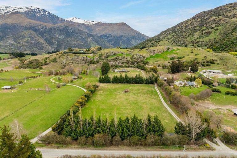 Photo of property in 62 Morven Ferry Road, Arrow Junction, Queenstown, 9371