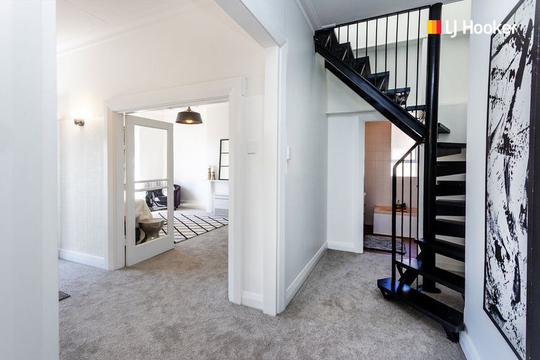 Photo of property in 71 Eglinton Road, Mornington, Dunedin, 9011