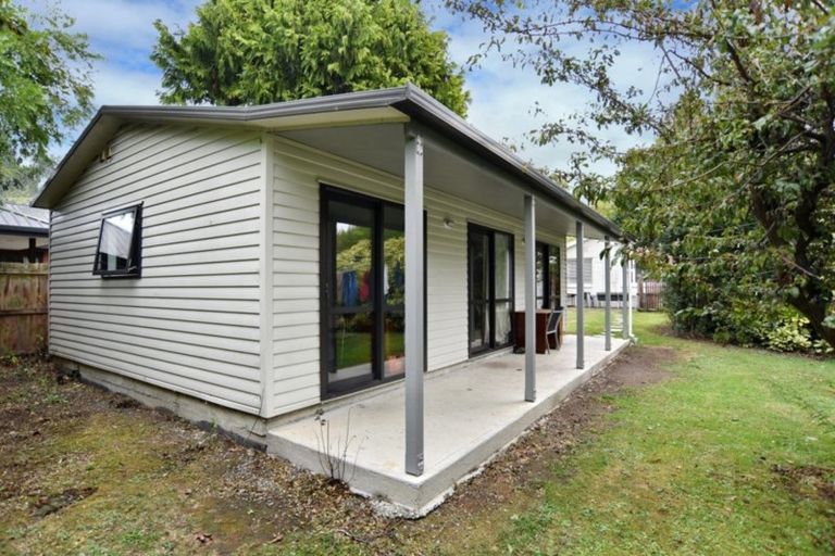 Photo of property in 8 Westmont Street, Ilam, Christchurch, 8041