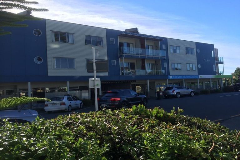 Photo of property in 24/4u Seaview Road, Paraparaumu Beach, Paraparaumu, 5032