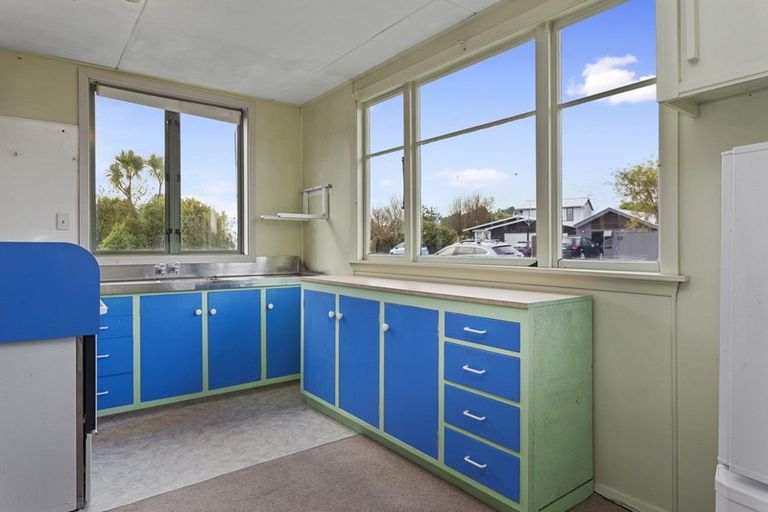 Photo of property in 75 Park Terrace, Waikuku Beach, 7473