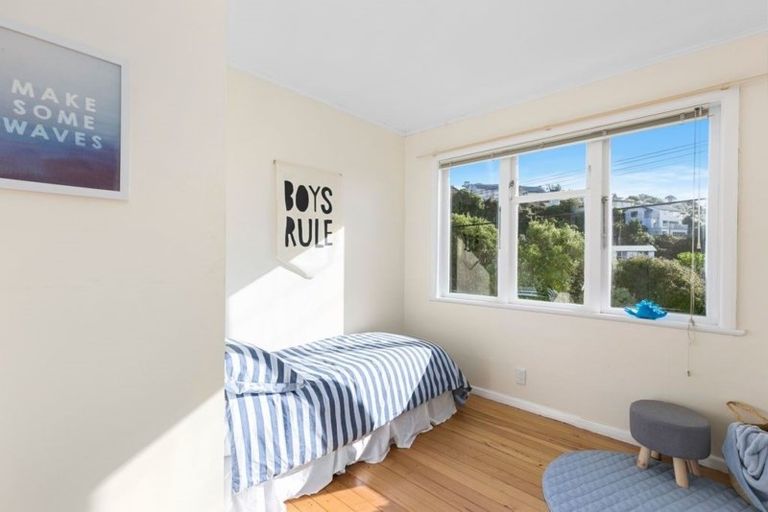 Photo of property in 37 Clifford Road, Johnsonville, Wellington, 6037