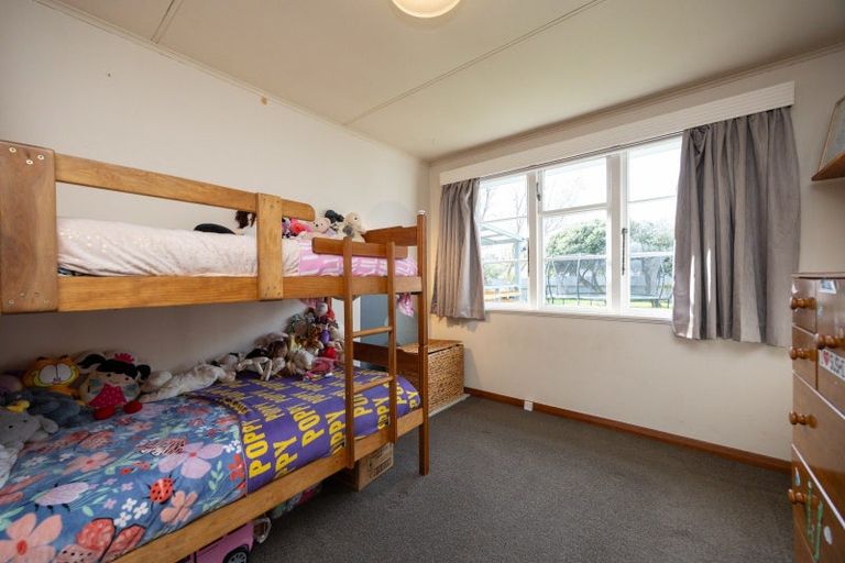 Photo of property in 38 Crewe Crescent, Hokowhitu, Palmerston North, 4410