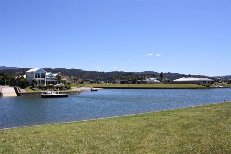 Photo of property in 133 Motu Grande, Pauanui, Hikuai, 3579