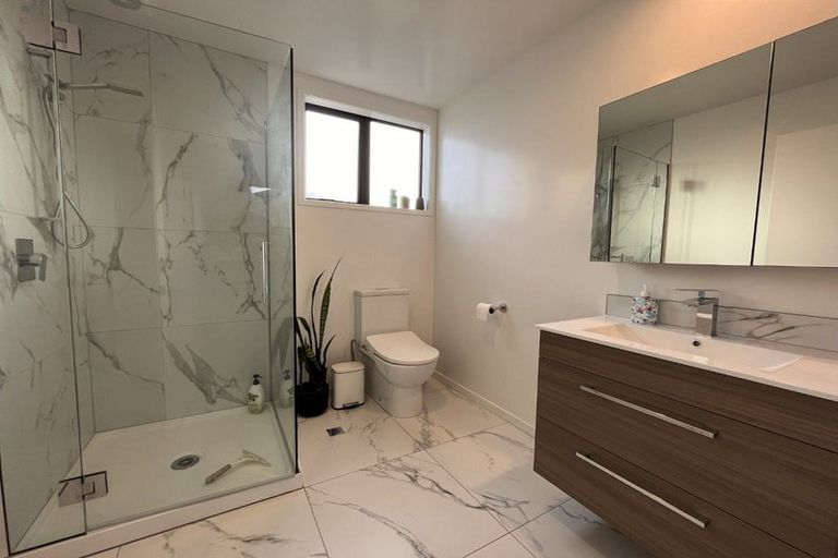 Photo of property in 2/221 Armagh Street, Christchurch Central, Christchurch, 8011