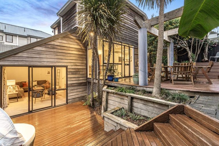 Photo of property in 3/25 Shackleton Road, Mount Eden, Auckland, 1024