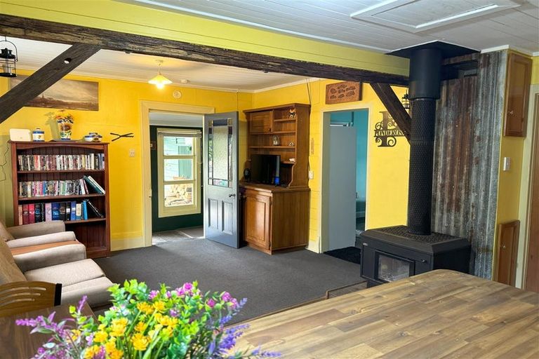 Photo of property in 10 State Highway 7, Springs Junction, Reefton, 7895