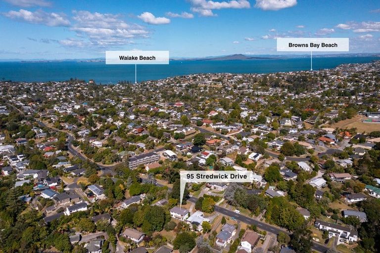 Photo of property in 95 Stredwick Drive, Torbay, Auckland, 0630