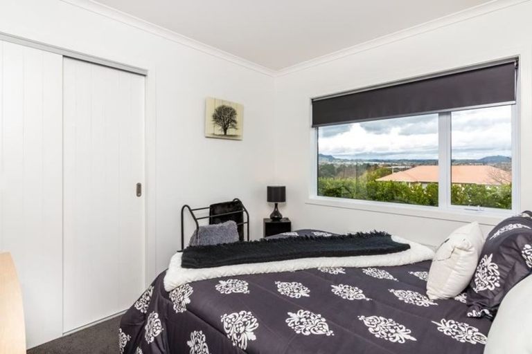 Photo of property in 2 Huka Heights Drive, Rangatira Park, Taupo, 3330