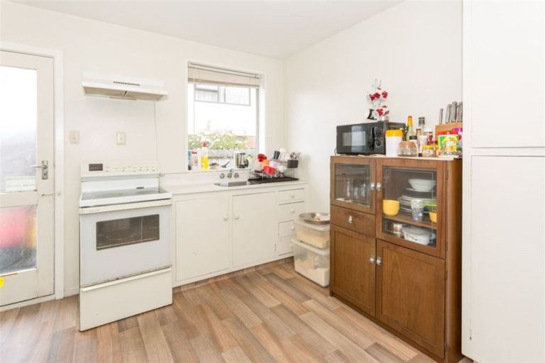 Photo of property in 2/171 Clarence Street, Riccarton, Christchurch, 8011