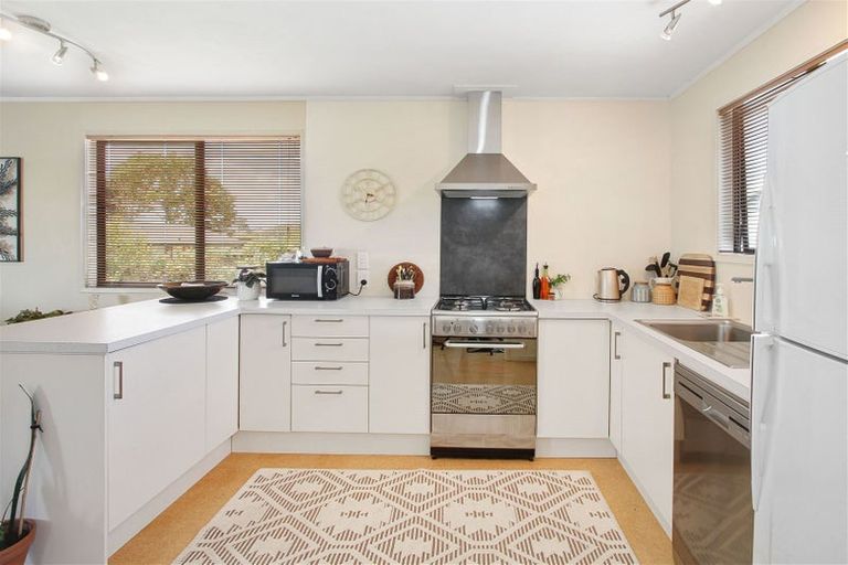 Photo of property in 48 Wharf Road, Clarks Beach, Pukekohe, 2679