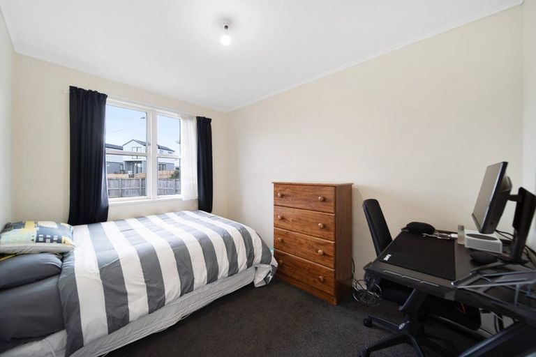 Photo of property in 19 Clendon Place, Manurewa, Auckland, 2102